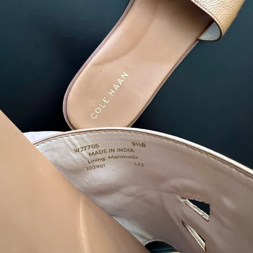 Cole Haan Tan Sandals Slip-On Luxury - Picture 3 of 3